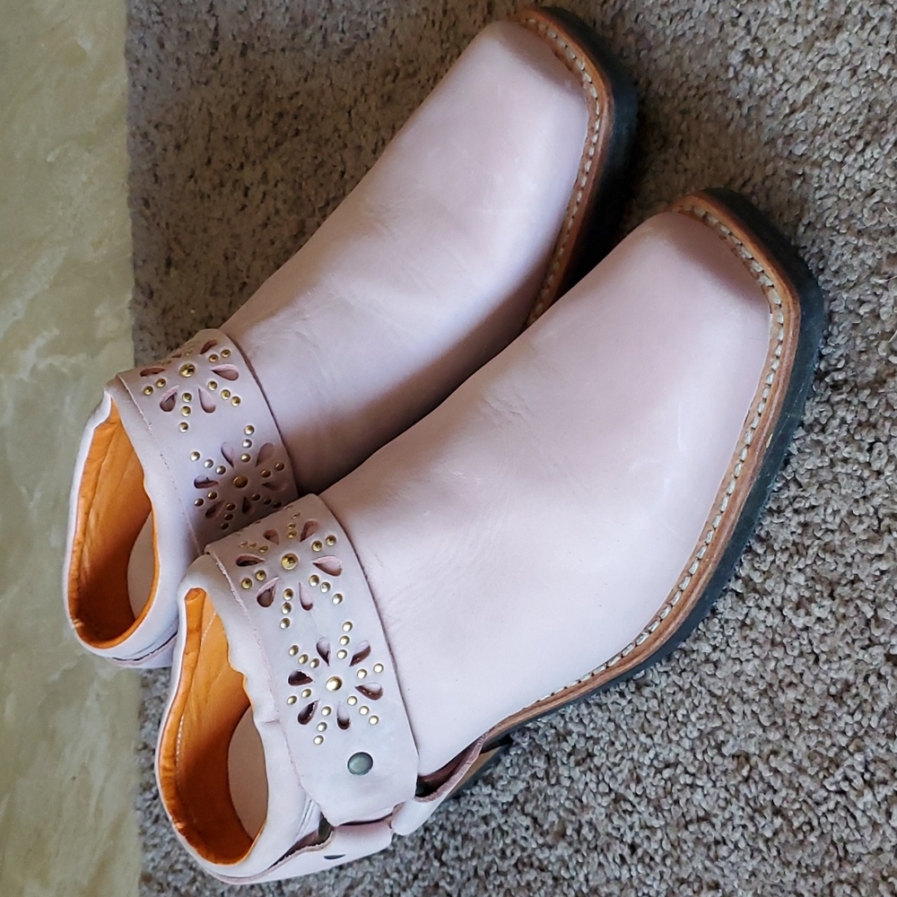 Frye Pink suede mules